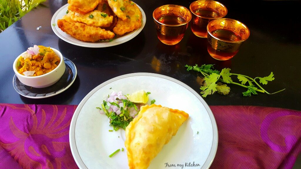 Spicy Dal Parcels/Gujiya/Ada