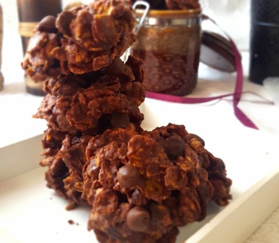 Dates & Cornflakes Chocolate Clusters