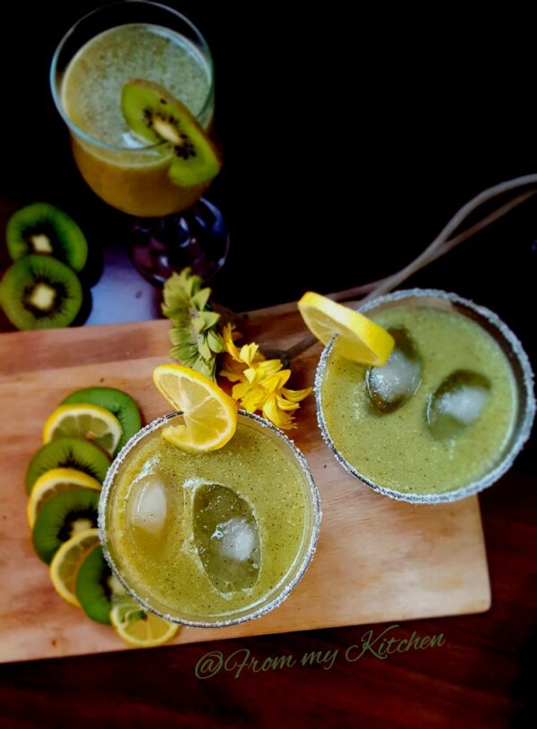 Kiwi Lime Juice From My Kitchen