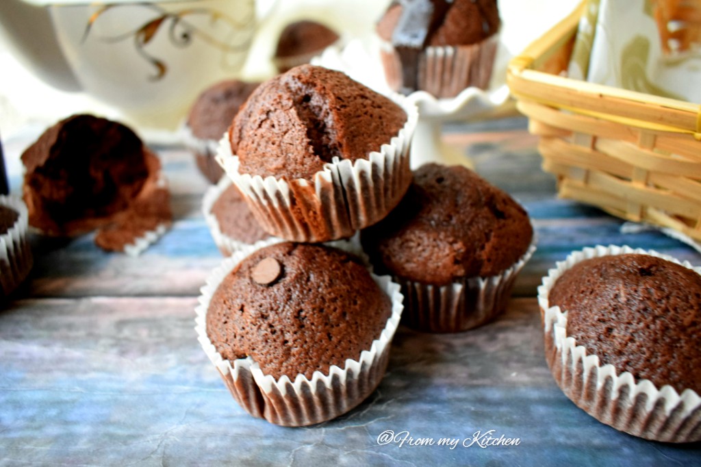 Moist Chocolate CupCake