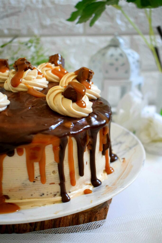 Chocolate Caramel Cake/ Mars Cake