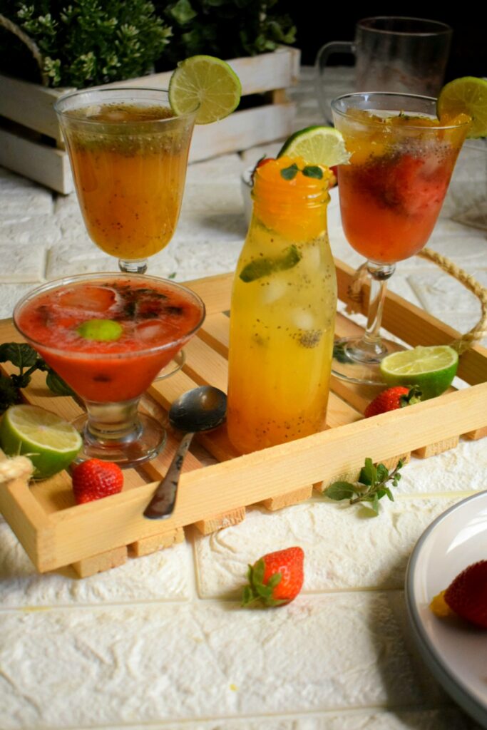 Citrus Punch with Chia & Jelly & Mix of Strawberry Mojito and Citrus Punch