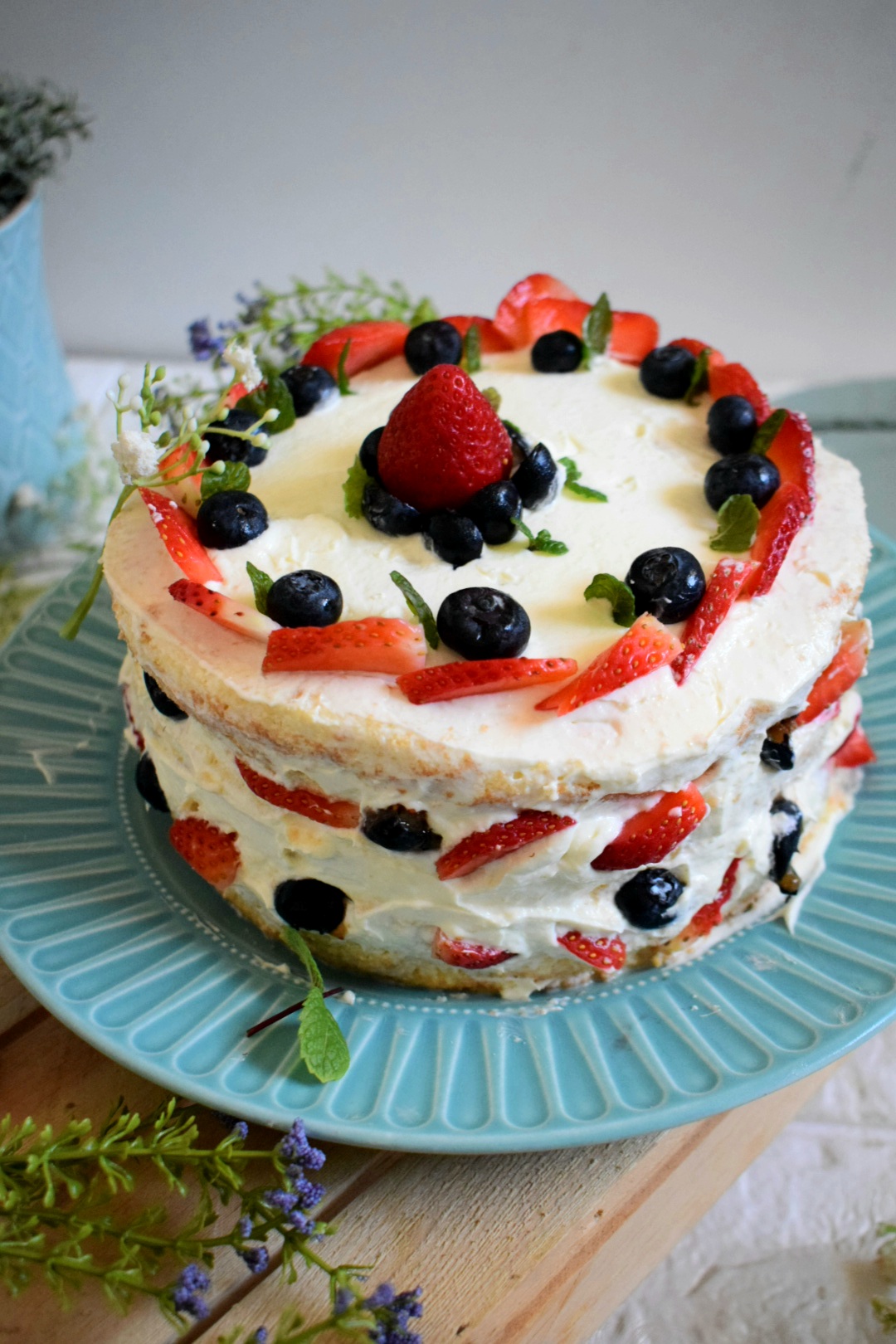 Berry Milk Cake