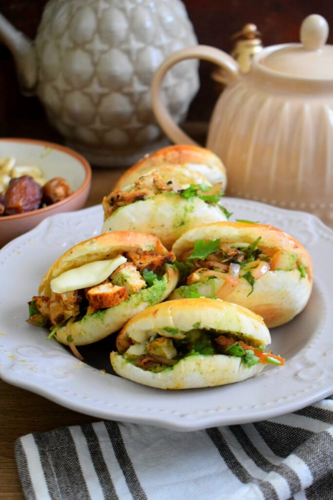 Chicken Tikka Buns